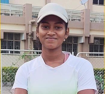 Asian Para Games 2023 SURESH NIMISHA SECURES 15TH GOLD Chakkangulparambil best jump of 5-15 mts in T47 Women's Long Jump strikes | Asian Para Games 2023: सुरेश निमिषा ने 15वां स्वर्ण पदक जीता, 5.15 मीटर की सर्वश्रेष्ठ छलांग लगाकर कारनामा किया, अब तक 58 पदक के साथ छठे स्थान पर