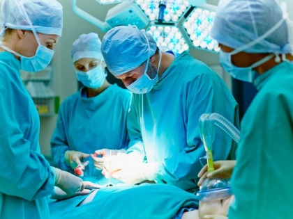 AB hospital step for surgery | इस अस्पताल में हो रही है किफायदी दरों में सर्जरी, सरकारी अस्पतालों से हटेगी कतार?