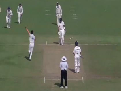 Ranji trophy 2025 Suryakumar Yadav's Poor Run In Red-Ball Cricket Continues | WATCH: बस 2 बाउंड्रीज और आउट! सूर्यकुमार यादव का लाल गेंद क्रिकेट में खराब प्रदर्शन जारी