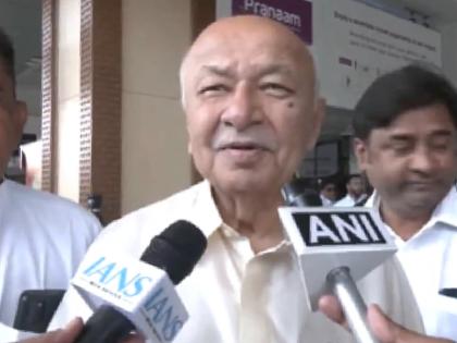 Tahawwur Rana Extradition live Former Home Minister Sushil Kumar Shinde welcomed extradition of Tahawwur Rana | Tahawwur Rana Extradition: तहव्वुर राणा के प्रत्यर्पण पर विपक्ष ने की मोदी सरकार की तारीफ, कांग्रेस नेता ने जताई खुशी