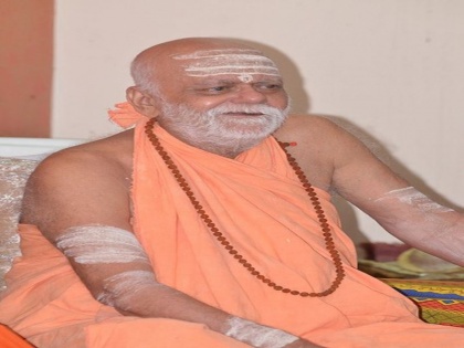 Swami Nischalanand Saraswati made big claim Was Jesus Christ a Hindu told follower Vaishnava sect | 'ईसा मसीह हिंदू थे', स्वामी निश्चलानंद सरस्वती ने किया दावा, बताया वे वैष्णव सम्प्रदाय के थे अनुयायी
