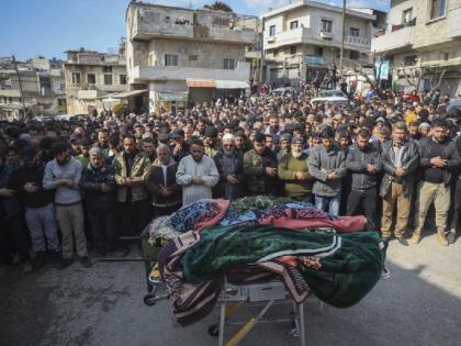 Syria Violence erupted again massacre for 2 days thousands of people killed women were paraded naked | Syria: सीरिया में फिर भड़की हिंसा, 2 दिन तक नरसंहार, हजारों लोगों की हत्या; महिलाओं को नंगा कर घुमाया Syria Violence erupted again massacre for 2 days thousands of people killed women were paraded naked | Syria: सीरिया में फिर भड़की हिंसा, 2 दिन तक नरसंहार, हजारों लोगों की हत्या; महिलाओं को नंगा कर घुमाया