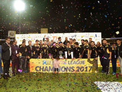 Eoin Morgan shines, as Kerala Kings wins T10 League title | मोर्गन ने 14 गेंदों में ठोकी हाफ सेंचुरी, केरल किंग्स ने जीता पहला टी10 खिताब
