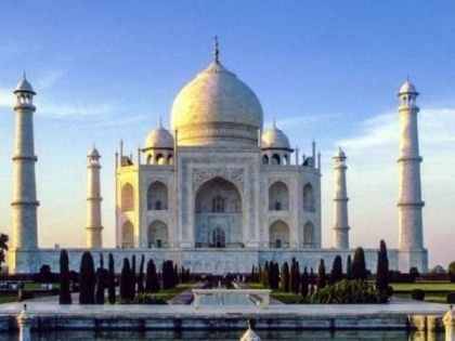 Taj Mahal’s tombs cleaned for first time in 300 years for Donald Trump and Melania | Taj Mahal: ताजमहल देखने आगरा पहुंचे डोनाल्ड ट्रंप, 300 सालों में पहली बार हुई कब्र की सफाई, यमुना में छोड़ा गया 1.70 करोड़ लीटर पानी