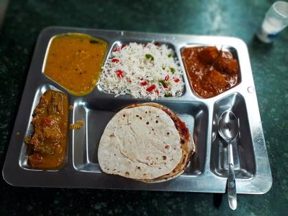 take 2 hours gap after taking night food health tips in hindi | रात में 9 बजे खाना खाने के बाद 2 घंटे का रखें गैप वरना हो सकते है कैंसर से पीड़ित! स्टडी में हुआ खुलासा