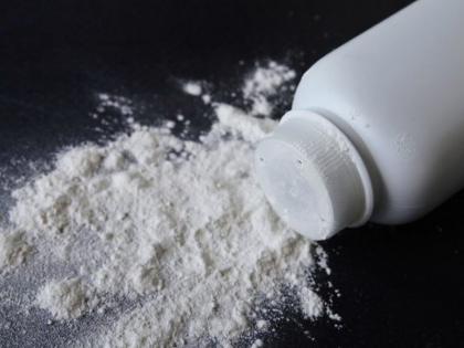 मेकउप में टैल्कम पाउडर इस्तेमाल करने के इन फायदों को जरूर जानें मेकउप में टैल्कम पाउडर इस्तेमाल करने के इन फायदों को जरूर जानें