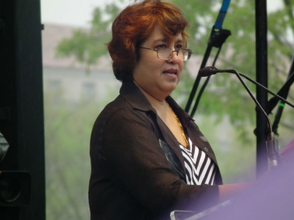 Hijab Row Taslima Nasreen says burqa like chastity belt of dark ages, uniform civil code a must | Hijab Row: हिजाब विवाद के बीच मशहूर लेखिका तसलीमा नसरीन ने की यूनिफॉर्म सिविल कोड की वकालत