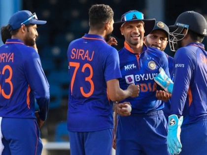 ICC men’s ODI rankings team india maintain third spot after 3-0 whitewash of West Indies pakistan fourth New Zealand top 128 rating England second 119 points | ICC men’s ODI rankings: वेस्टइंडीज को 3-0 से हराया, रैंकिंग में पाकिस्तान से आगे टीम इंडिया, जानें पहले और दूसरे स्थान पर कौन