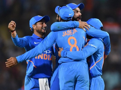 India won by 8 run 2nd odi match against Australia in Nagpur, India Vs Australia 2nd Odi match results, match highlights, full commentary, facts, match analysis report | Ind vs Aus, 2nd ODI: विजय शंकर ने आखिरी ओवर में 2 विकेट लेकर दिलाई भारत को 500वीं जीत, कोहली ने खेली 116 रनों की पारी