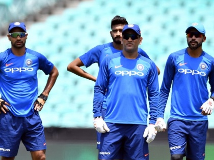 Ind vs Aus, 3rd ODI: India vs Australia 3rd One Day Match Preview and Analysis | Ind vs Aus, 3rd ODI: इतिहास रचने उतरेगी टीम इंडिया, कप्तान कोहली टीम में कर सकते हैं ये बदलाव