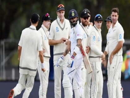 India vs New Zealand, 2nd Test, Day 2 report: India batting failure in 2nd Innings put New Zealand on driver's seat | IND vs NZ, 2nd Test: दूसरी पारी में भी भारतीय बैटिंग लड़खड़ाई, मंडराया क्लीन स्वीप का खतरा