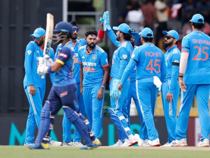 SL vs IND Live Score, 1st ODI see pics watch memory Anshuman Gaikwad Indian cricketers black armband first match against Sri Lanka see video | SL vs IND Live Score, 1st ODI: वनडे में काली पट्टी बांधकर क्यों उतरी टीम इंडिया?, आखिर क्या है कारण