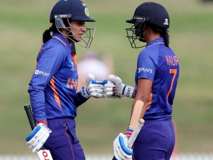 Sri Lanka Women vs India Women, 2nd T20I India Women won 5 wkts Smriti Mandhana 8 fours 34 balls 39 runs | Sri Lanka Women vs India Women: भारतीय टीम ने सीरीज पर किया कब्जा, 2-0 से आगे, श्रीलंका को 125 रन पर रोककर 5 विकेट से हराया 