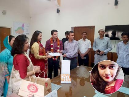 2015 IAS topper Tina Dabi get married with runner-up Athar Khan in Pahalgam | 2015 की आईएएस टॉपर टीना डाबी ने कश्मीरी बैचमेट अतहर खान से कोर्ट में की शादी