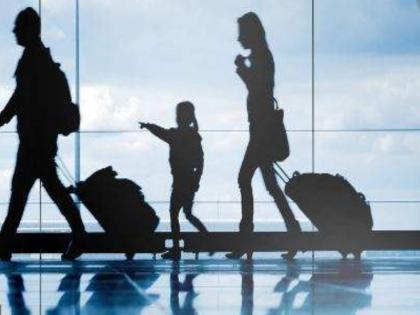 during corona lockdown Indians seeking visas for their US-born children | कोरोना संकट के बीच अमेरिका में जन्मे अपने बच्चों के लिए वीजा की मांग कर रहे हैं भारतीय