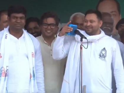 PM Narendra Modi speech Tejashwi Yadav rally see all promises made by Prime Minister from speaker | तेजस्वी यादव की रैली में PM नरेंद्र मोदी का भाषण! स्पीकर से सुनाए गए प्रधानमंत्री के सभी वादे, देखिए PM Narendra Modi speech Tejashwi Yadav rally see all promises made by Prime Minister from speaker | तेजस्वी यादव की रैली में PM नरेंद्र मोदी का भाषण! स्पीकर से सुनाए गए प्रधानमंत्री के सभी वादे, देखिए