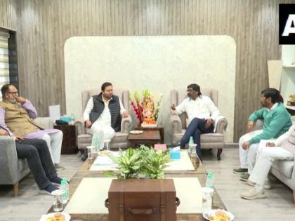 Bihar Deputy CM Tejashwi Yadav attack BJP busy playing in Jharkhand, Bihar has been played attacks Center | झारखंड में खेला करने में जुटी भाजपा के साथ बिहार में खेला हो गया, उपमुख्यमंत्री तेजस्वी ने केंद्र पर किया हमला