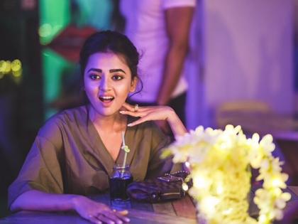 महिलाएं नई उड़ान भरने को तैयार, तेजस्वी प्रकाश ने कहा- समाज में अधिकार दिलाने में सबसे आगे