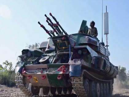 Indian Army Drops Glimpse Of Armour-Infantry Synergy In Powerful New Video | WATCH: भारतीय सेना ने नए वीडियो में टैक और पैदल सेना के तालमेल की दिखाई पावरफुल झलक