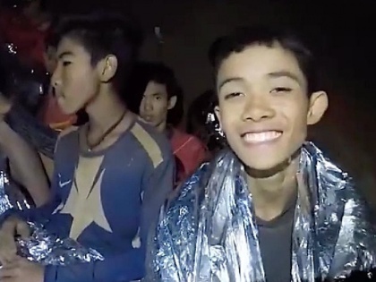 Thailand: Youth football team stuck in cave | 12 दिनों से गुफा में फंसी है पूरी फुटबॉल टीम और कोच, बाहर निकलने में लग सकते हैं महीनों