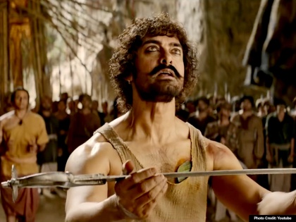 Google Maps will Now Show Aamir Khan from Thugs of Hindostan in Navigation Option in India | भटक गए हो क्या? मैप में फिरंगी आमिर खान दिखाएगा सही रास्ता