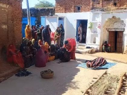 Tikamgarh Asked half father's dead body dispute sons regarding last rites dead body remained lying road 5 hours | Tikamgarh: पिता के शव का आधा हिस्सा मांगा?, अंतिम संस्कार को लेकर बेटों में विवाद, 5 घंटे तक सड़क पर पड़ा रहा शव