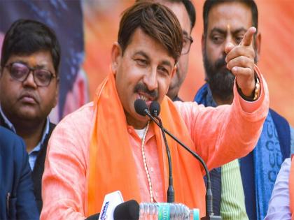"Tell Atishi, if tanker mafias are getting water then why are they not getting it", Manoj Tiwari's direct attack on Delhi government | "आतिशी बताएं, अगर टैंकर माफियाओं को पानी मिल रहा है तो उन्हें क्यों नहीं मिल रहा है", मनोज तिवारी का दिल्ली सरकार पर सीधा हमला "Tell Atishi, if tanker mafias are getting water then why are they not getting it", Manoj Tiwari's direct attack on Delhi government | "आतिशी बताएं, अगर टैंकर माफियाओं को पानी मिल रहा है तो उन्हें क्यों नहीं मिल रहा है", मनोज तिवारी का दिल्ली सरकार पर सीधा हमला
