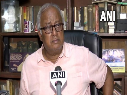 TMC MP Saugata Roy warns warns opposition who call every TMC leader thief will be punched back dilip ghosh mamta banerjee | "पीठ पर जोरदार घूंसे मारेंगे, अगर..." विपक्षी दलों को टीएमसी नेता सौगत रॉय ने दी चेतावनी