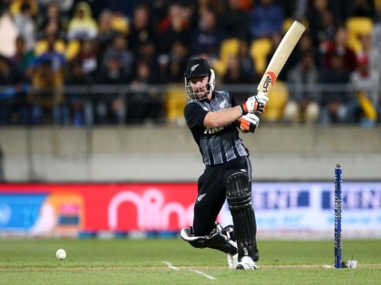 New Zealand Tim Seifert set to replace injured Ali Khan at Kolkata Knight Riders | IPL 2020: RCB के खिलाफ मैच से पहले KKR ने इस विस्फोटक बल्लेबाज को किया टीम में शामिल, 40 गेंदों में जड़ चुका है शतक