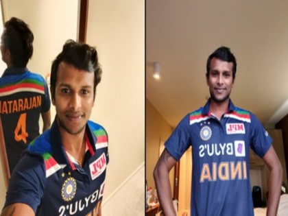 India pacer T Natarajan flaunts retro jersey in Australia Trust in Dreams | मां ने मजदूरी कर बनाया क्रिकेटर, अब भारतीय टीम की जर्सी पहन बेटे ने पूरा किया सपना
