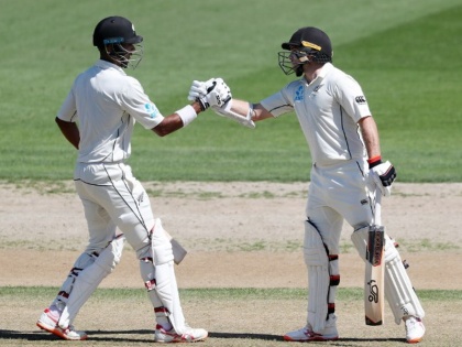 SL vs NZ, 2nd Test: Tom Latham gives Black Caps the edge after Dhananjaya century | SL vs NZ, 2nd Test: टॉम लैथम की शतकीय पारी से मजबूत स्थिति में न्यूजीलैंड, श्रीलंका अब भी 48 रन आगे