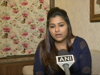 metoo singer varsha dhanoa accused kailash kher sexually harassing | #MeToo: गायिका वर्षा सिंह ने तोशी साबरी पर लगाया यौन शोषण का आरोप, कहा- उसने मेरी जांघों को छुआ