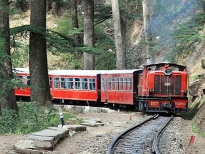 Kalka-Shimla Toy Train get new coaches speed 22-25 kmph increased 30-35 kmph narrow gauge UNESCO World Heritage Site status 10 years ago | Kalka-Shimla Toy Train: कालका-शिमला टॉय ट्रेन की गति बढ़ाने पर 'ब्रेक', जानें क्या है स्पीड, आखिर रेलवे ने क्यों लिया एक्शन