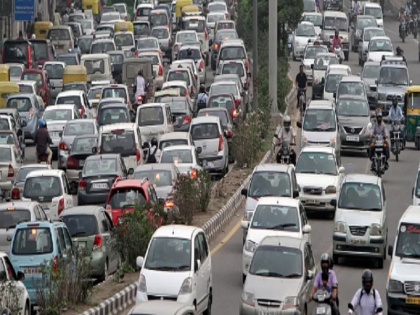 Chhath Puja 2023 Traffic police issued advisory for Chhath Puja in Delhi if you want to avoid jam then avoid going on these routes | Chhath Puja 2023: दिल्ली में छठ पूजा के लिए ट्रैफिक पुलिस ने जारी की एडवाइजरी, जाम से बचना है तो इन रास्तों पर जाने से बचें