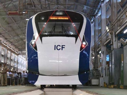 'Train 18' Vande Bharat Express like Fastest train on Mumbai route by Indian Railways | अब मुंबई में दौड़ेगी भारत की सबसे तेज चलने वाली 'वंदे भारत' जैसी ट्रेन, भयंकर बारिश भी नहीं रोक पाएगी स्पीड