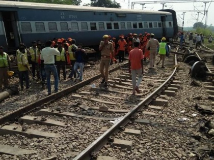 Varanasi: goods train derailed in Shivpur, operations of many trains affected | वाराणसी: शिवपुर में पटरी से उतरी मालगाड़ी, कई ट्रेनों का परिचालन प्रभावित