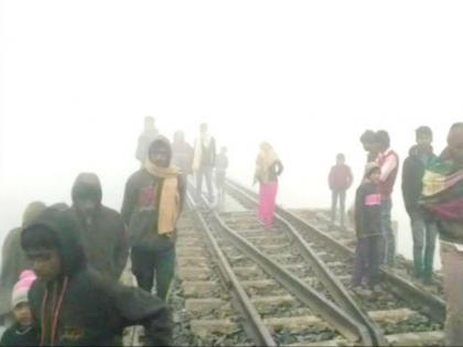 train accident in siwan in bihar, 4 dead from one family, one injured | बिहार के सीवान में हुआ रेल हादसा, एक ही परिवार के 4 की मौत, 1 घायल