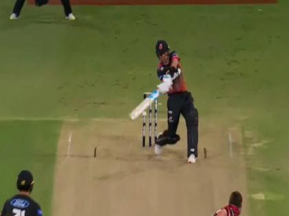 New Zealand Trent Boult hits six batting at No 11 to win thriller for Northern Brave in Super Smash | टी20 में ऐसा रोमांचक मैच नहीं देखा होगा, ट्रेंट बोल्ट ने आखिरी गेंद पर किया गजब कमाल, देखें वीडियो