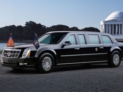 US President Trump's 'The Beast' is a world safest car. know why it is so special | चलता फिरता किला है अमेरिकी राष्ट्रपति ट्रंप की 'द बीस्ट', जानिए क्यों हैं इतनी खास