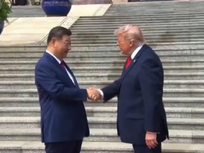 Donald Trump arriving in Beijing called Xi Jinping special friend and said It is an honor to be your friend | हाथ में हाथ, दोस्ती का साथ..., बीजिंग पहुंचे ट्रंप ने शी जिनपिंग को बताया खास दोस्त कहा- "आपका मित्र होना मेरे लिए सम्मान की बात है" Donald Trump arriving in Beijing called Xi Jinping special friend and said It is an honor to be your friend | हाथ में हाथ, दोस्ती का साथ..., बीजिंग पहुंचे ट्रंप ने शी जिनपिंग को बताया खास दोस्त कहा- "आपका मित्र होना मेरे लिए सम्मान की बात है"
