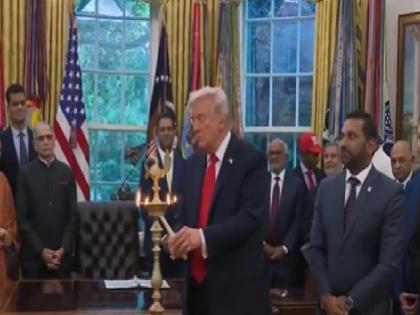 Donald rump celebrates Diwali at White House praises India and PM Modi reiterates Russian oil claim | ट्रंप ने वाइट हाउस में मनाई दिवाली, भारत और पीएम मोदी की तारीफ, रूसी तेल का दावा फिर दोहराया Donald rump celebrates Diwali at White House praises India and PM Modi reiterates Russian oil claim | ट्रंप ने वाइट हाउस में मनाई दिवाली, भारत और पीएम मोदी की तारीफ, रूसी तेल का दावा फिर दोहराया