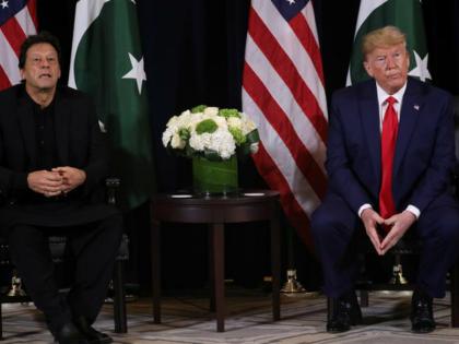 'Are you a member of Imran's team': Donald Trump mocks Pak journalist after his rant on Kashmir | पाकिस्तानी पत्रकारों पर भड़के ट्रम्प, इमरान खान से पूछा-आपको इन जैसे पत्रकार कहां से मिलते हैं 'Are you a member of Imran's team': Donald Trump mocks Pak journalist after his rant on Kashmir | पाकिस्तानी पत्रकारों पर भड़के ट्रम्प, इमरान खान से पूछा-आपको इन जैसे पत्रकार कहां से मिलते हैं