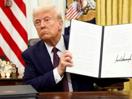 Colombia-USA LIVE Updates donald trump emergency tariff on visa ban deportation flights gustavo petro sends back illegal Colombian immigrants orders issued | Colombia-USA: अवैध कोलंबियाई प्रवासियों को राष्ट्रपति डोनाल्ड ट्रंप ने वापस भेजा?, वीजा प्रतिबंध सहित कई मुद्दे पर आदेश जारी Colombia-USA LIVE Updates donald trump emergency tariff on visa ban deportation flights gustavo petro sends back illegal Colombian immigrants orders issued | Colombia-USA: अवैध कोलंबियाई प्रवासियों को राष्ट्रपति डोनाल्ड ट्रंप ने वापस भेजा?, वीजा प्रतिबंध सहित कई मुद्दे पर आदेश जारी