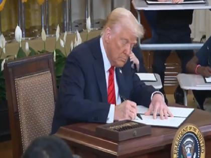 US Department of Education closed Donald Trump signed order Know what will be its effect | US: अमेरिकी शिक्षा विभाग बंद, डोनाल्ड ट्रंप ने आदेश पर किए हस्ताक्षर; जानें क्या होगा इसका असर