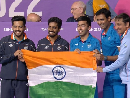 Commonwealth Games 2022 India brings home Gold after beating Singapore 3-1 in Men's Table Tennis final Vikas Thakur bags silver in Men's 96Kg  | Commonwealth Games 2022: टेबल टेनिस फाइनल में सिंगापुर को 3-1 से हराकर भारत ने स्वर्ण पदक जीता, विकास ठाकुर ने रजत पर किया कब्जा
