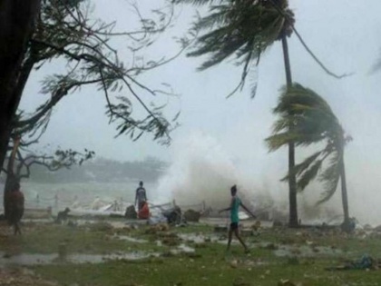 cyclonic storm fringe 130 indian sailors were taken to safer places from omans harbor | चक्रवाती तूफान ‘लोबान’: 130 भारतीय नाविकों को ओमान के बंदरगाह से सुरक्षित जगहों पर ले जाया गया