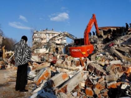 Turkey Syria Earthquake biggest devastation in Turkey in 100 years the death toll 35,418 | Turkey Earthquake: तुर्की में 248 घंटे बाद 17 वर्षीय लड़की को मलबे से निकाला गया जीवित, रेस्क्यू करने वाले खनिक ने कही यह बात Turkey Syria Earthquake biggest devastation in Turkey in 100 years the death toll 35,418 | Turkey Earthquake: तुर्की में 248 घंटे बाद 17 वर्षीय लड़की को मलबे से निकाला गया जीवित, रेस्क्यू करने वाले खनिक ने कही यह बात