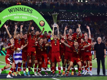 uefa europa conference league roma beat feyenoord to win first ever europa conference trophy | UEFA Europa Conference League: रोमा ने रचा इतिहास, फेयेनूर्ड को हराकर पहली बार ट्रॉफी किया अपने नाम, 1-0 से दी मात
