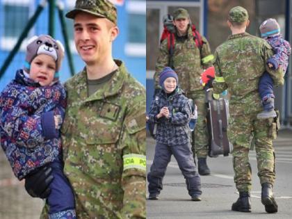 Russia-Ukraine War: Video of Slovak police officers playing with Ukrainian refugee children went viral, you also see | Russia-Ukraine War: वायरल हुआ यूक्रेनी शरणार्थी बच्चों के साथ खेलते हुए स्लोवाक पुलिस अधिकारियों का वीडियो, आप भी देखिये Russia-Ukraine War: Video of Slovak police officers playing with Ukrainian refugee children went viral, you also see | Russia-Ukraine War: वायरल हुआ यूक्रेनी शरणार्थी बच्चों के साथ खेलते हुए स्लोवाक पुलिस अधिकारियों का वीडियो, आप भी देखिये