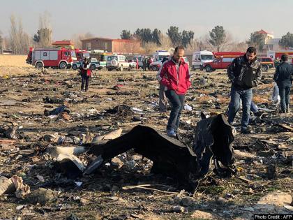 Iran state TV, citing military, says country 'unintentionally' shot down Ukrainian jetliner because of human error | ईरान ने स्वीकाराः यूक्रेन के यात्री विमान को ‘गैरइरादतन’ मार गिराया, रूहानी ने बताया अक्षम्य गलती Iran state TV, citing military, says country 'unintentionally' shot down Ukrainian jetliner because of human error | ईरान ने स्वीकाराः यूक्रेन के यात्री विमान को ‘गैरइरादतन’ मार गिराया, रूहानी ने बताया अक्षम्य गलती